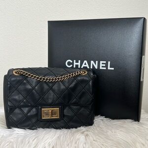 Chanel Reissue Single Flap bag